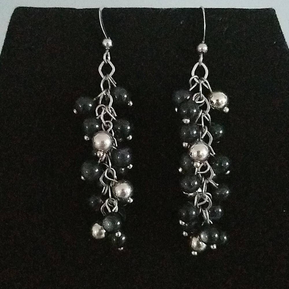Black/Silver  Dangle Bead Earrings.